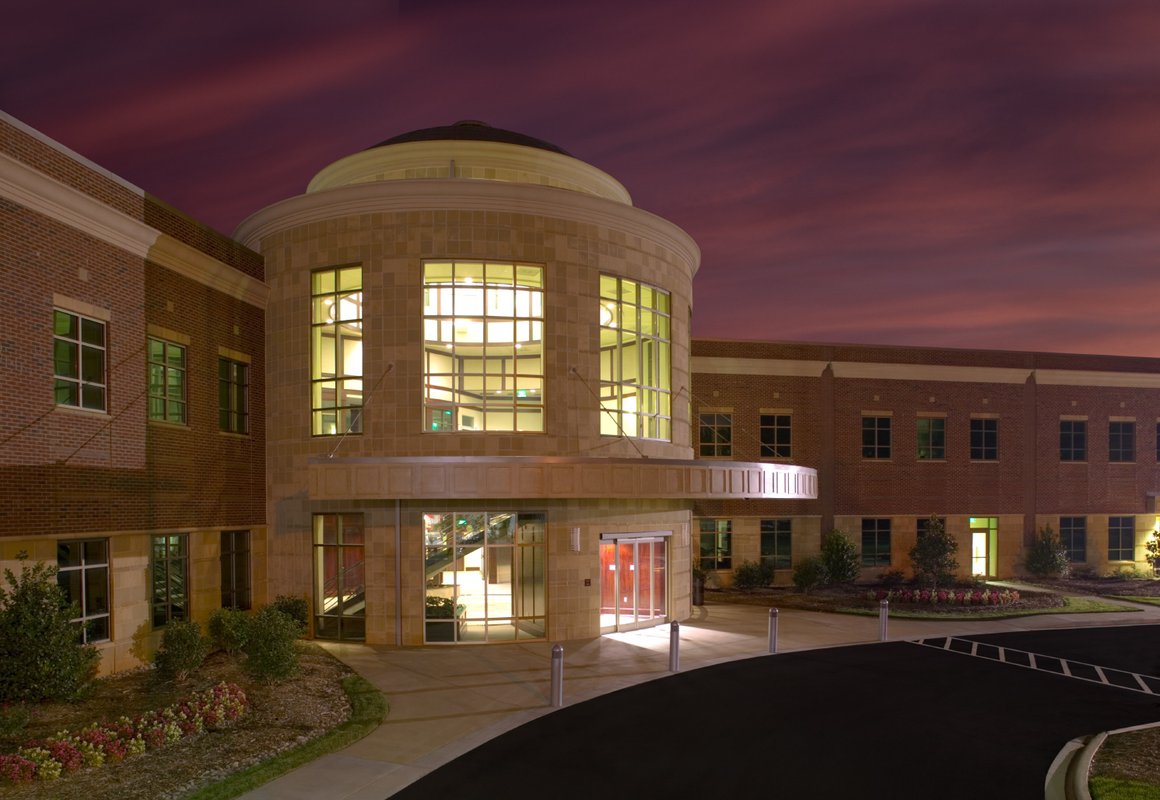 Rosedale Medical Center, outside door night